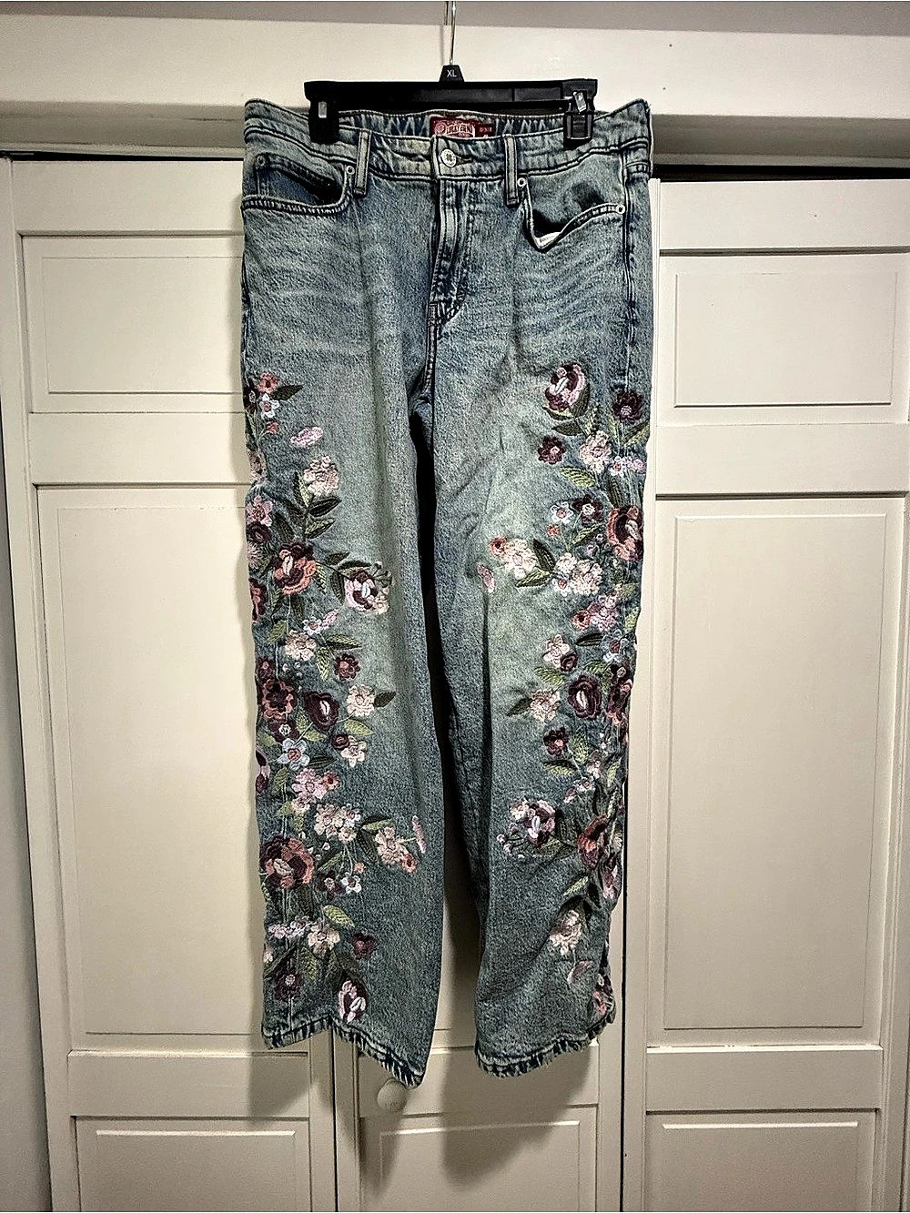 Lucky Brand Lucky Legend Sweet Straight Floral Embroidered Jeans Floral